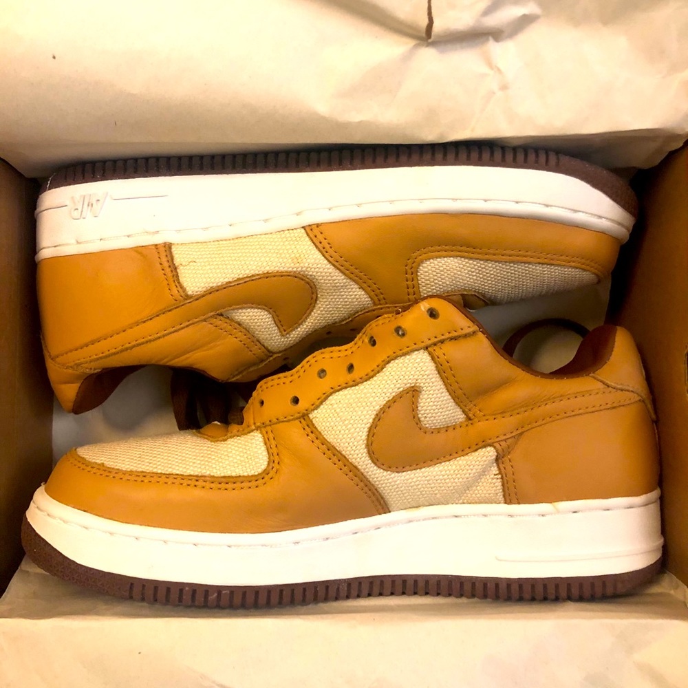 New Nike Air Force I - Acorn VINTAGE sz 7